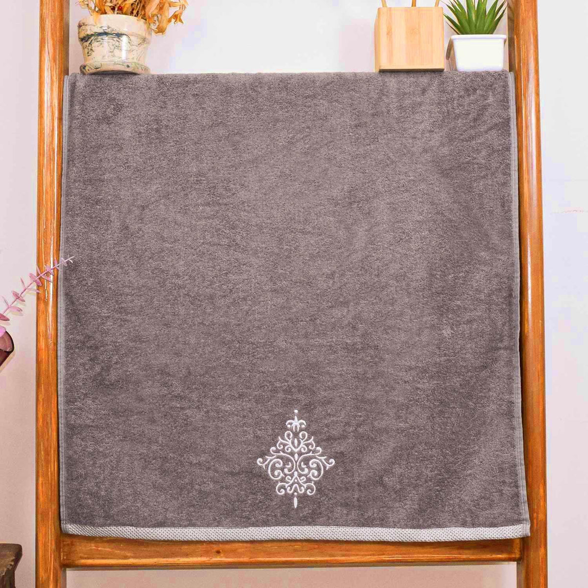 Royal Bamboo 500 GSM Bath Towel | 100% Bamboo - Rangoli