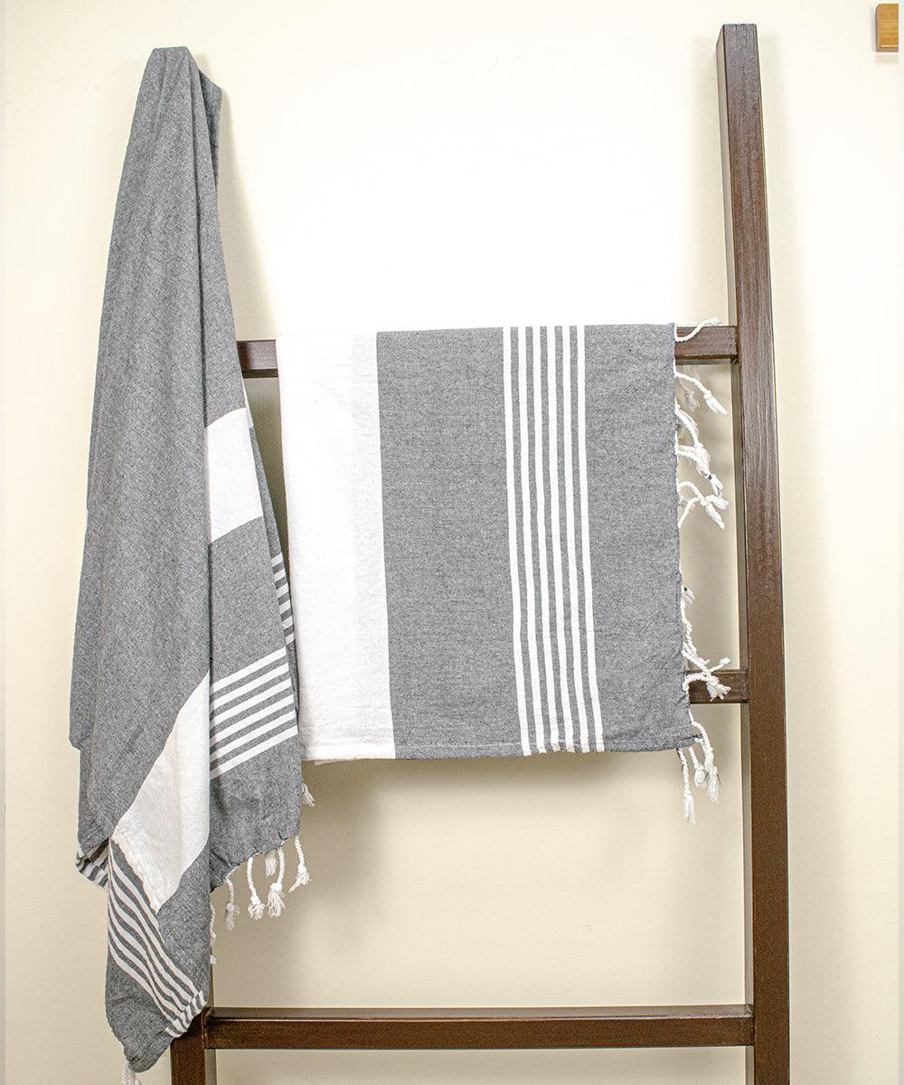 Cotton Bath Towel For Unisex Set of 2, 200 GSM (165L X 85W)