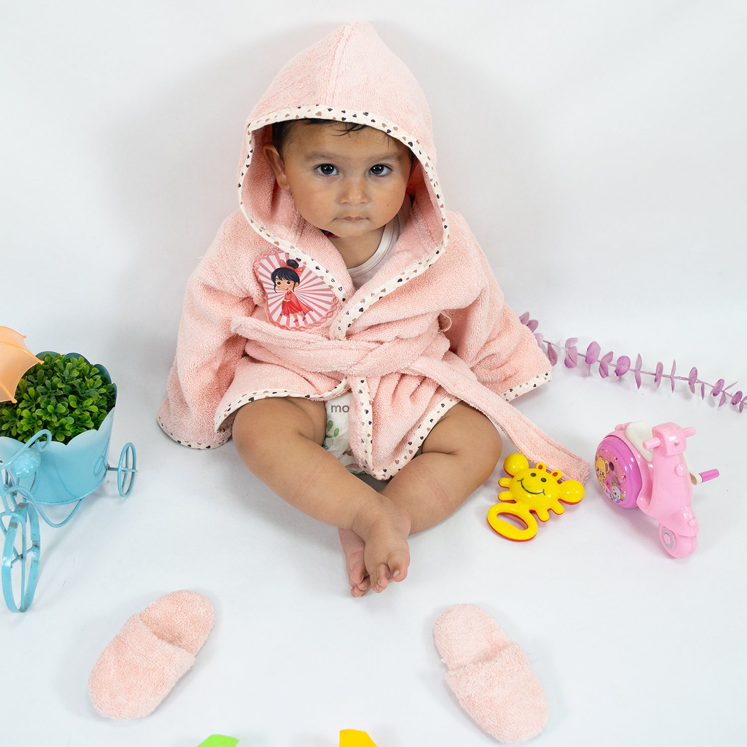 Rangoli Baby Bathrobe Ultra Soft With Matching Slipper, full Sleeves And Attached Adjustable Belt