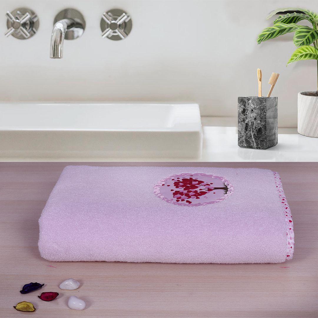 Love Tree Bath Towel - Light Pink